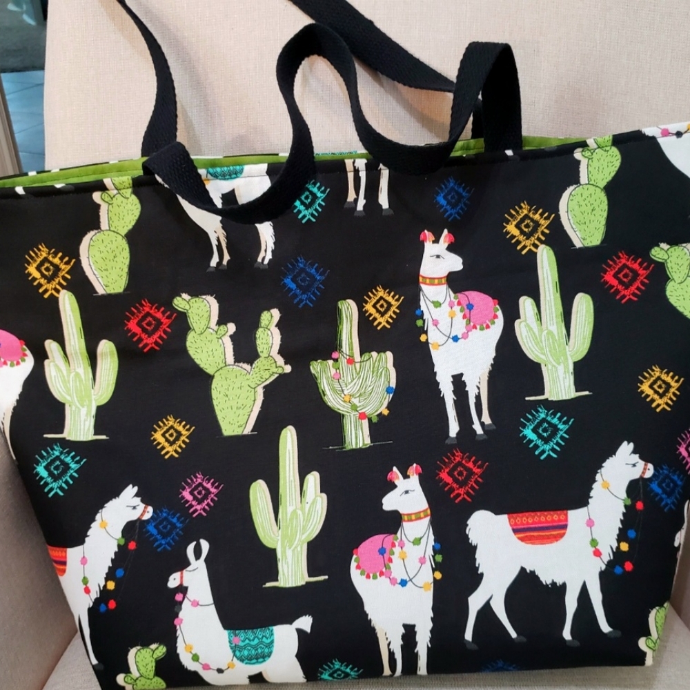 Llama tote